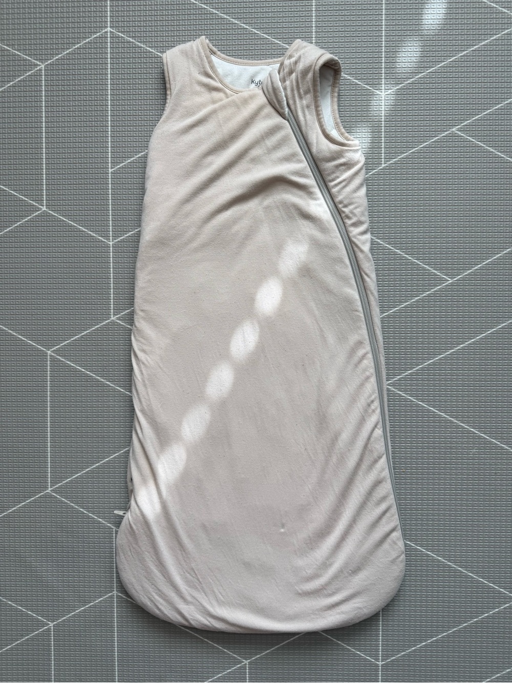 Kyte Baby|Gender Neutral sleep sack blanket in neutral beige•Small,Bamboo Rayon